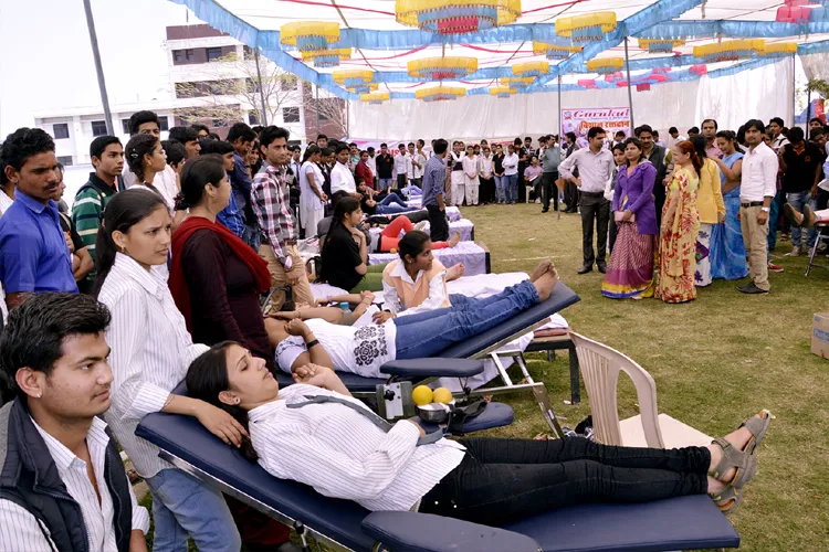 images/gallery/blood-donation-camp/bdc-cat.webp